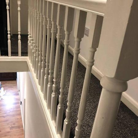 Lovely 4-Bed House In Anfield All En-Suite Liverpool Kültér fotó