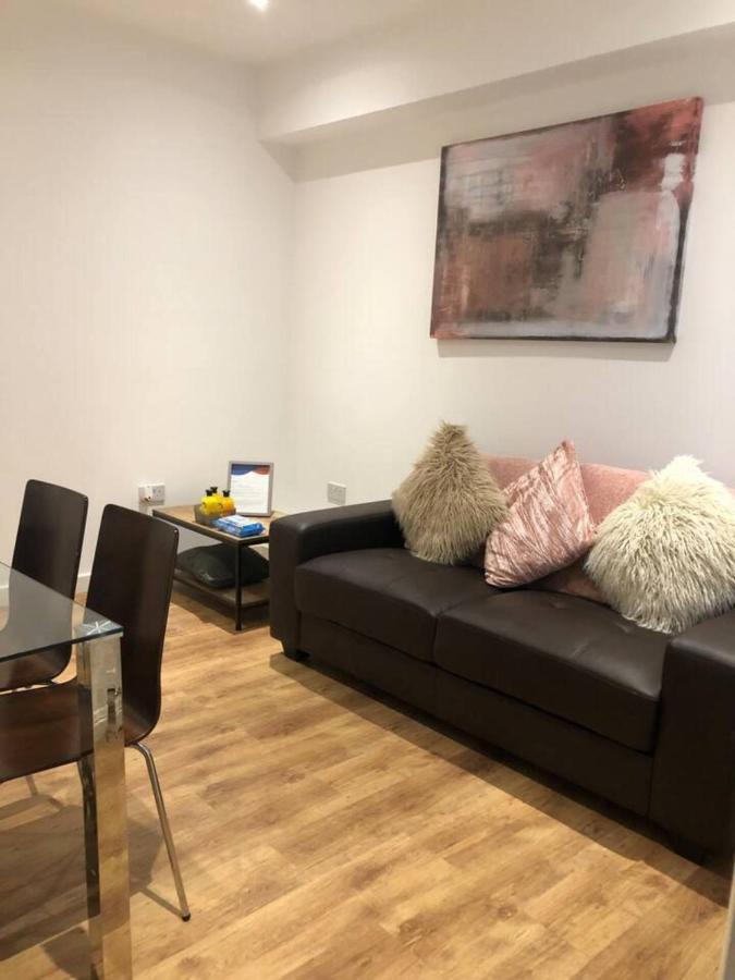 Lovely 4-Bed House In Anfield All En-Suite Liverpool Kültér fotó