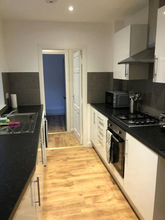 Lovely 4-Bed House In Anfield All En-Suite Liverpool Kültér fotó