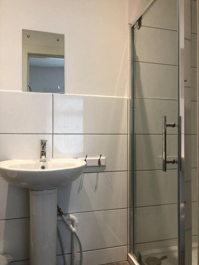 Lovely 4-Bed House In Anfield All En-Suite Liverpool Kültér fotó
