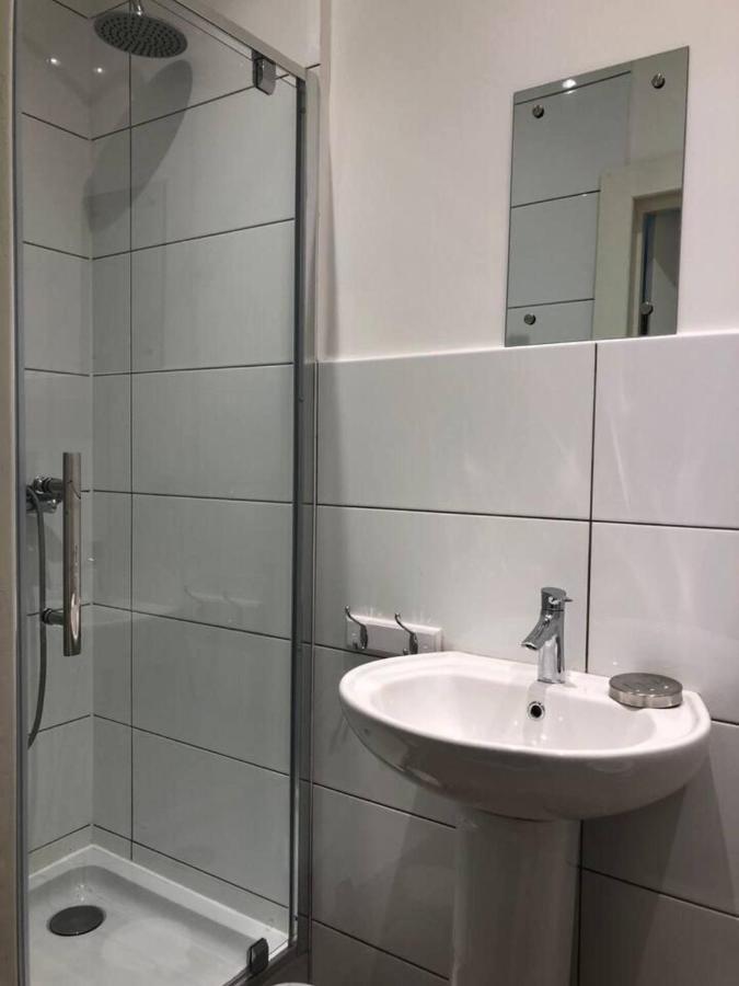 Lovely 4-Bed House In Anfield All En-Suite Liverpool Kültér fotó